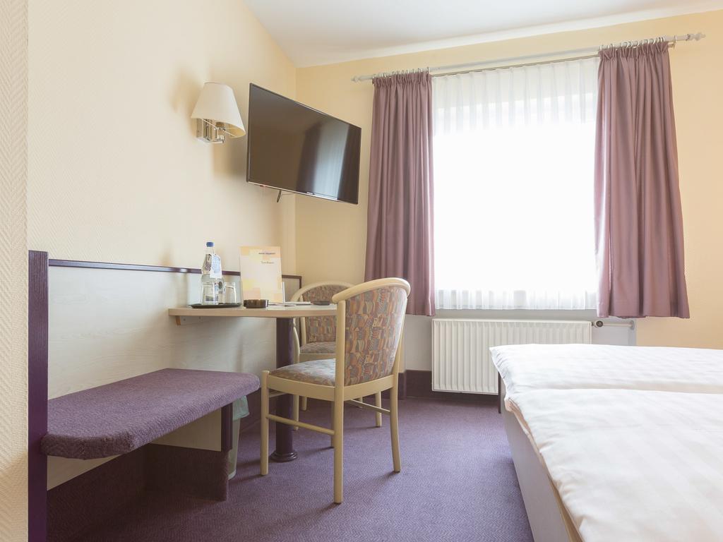 Stadt-Gut-Hotel Siegboot Siegen Buitenkant foto